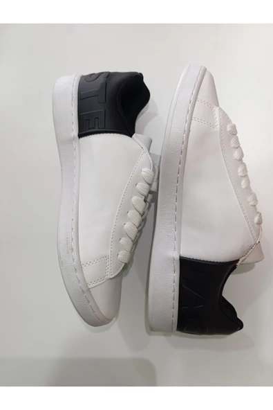 Erkek günlük sneaker ürün görseli 1