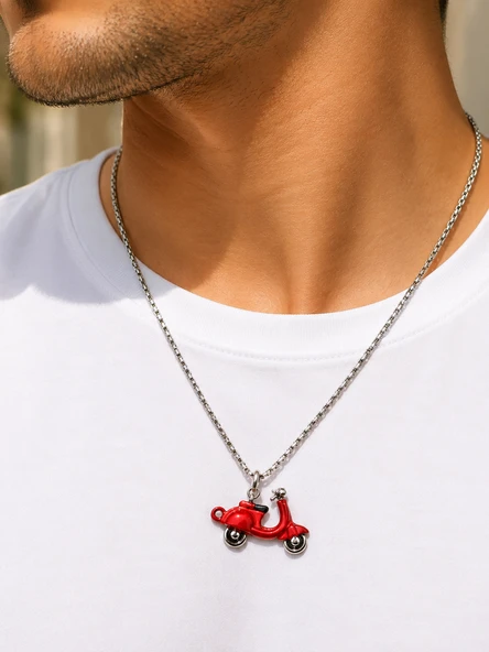 Kırmızı Hareketli Tekerlekli Vespa Kolye Paslanmaz Çelik Zincirli 60 cm Unisex Motor Kolyesi ürün görseli 1