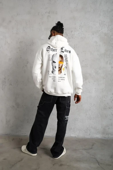 Erkek Oversize Üç İplik Şardonlu Kapüşonlu Sweatshirt – Beyaz “other Lives” Ön Ve Arka Baskılı, Kanguru Cepli, Ribanalı Rahat Kışlık Model Beyaz ürün görseli 1