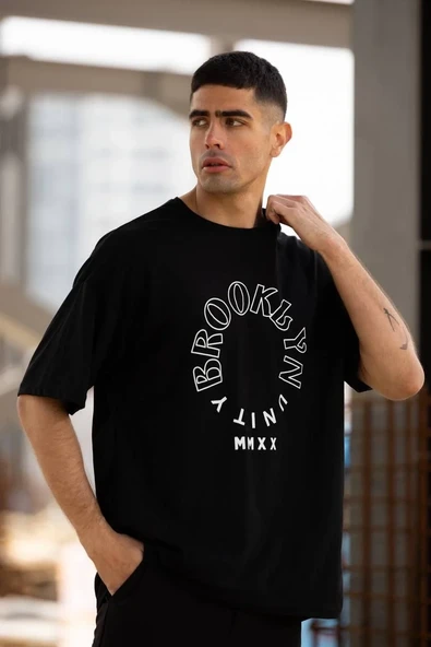 Unisex Bisiklet Yaka Baskılı Oversize T-shirt - Siyah ürün görseli 1