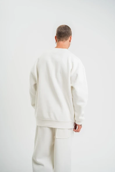 Uzun Kol Bisiklet Yaka Basic Sweatshirt - Beyaz - Resim 3