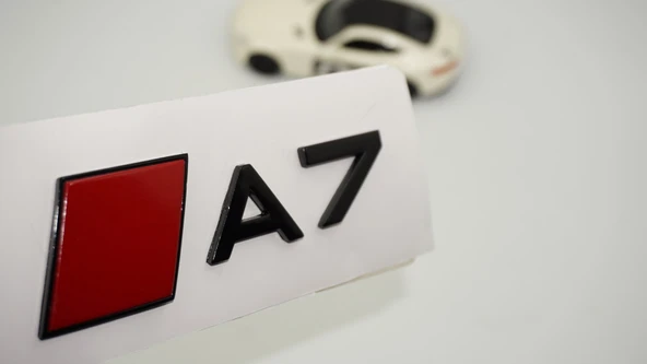 DK Tuning A7 2025+ Bagaj Kırmızı Siyah Yazı Logo Arma Audi İle Uyumlu ürün görseli 1