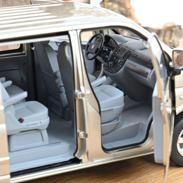Norev 188602 1/18 VW Multivan 2003 Wheat Beige Metallic - Resim 5