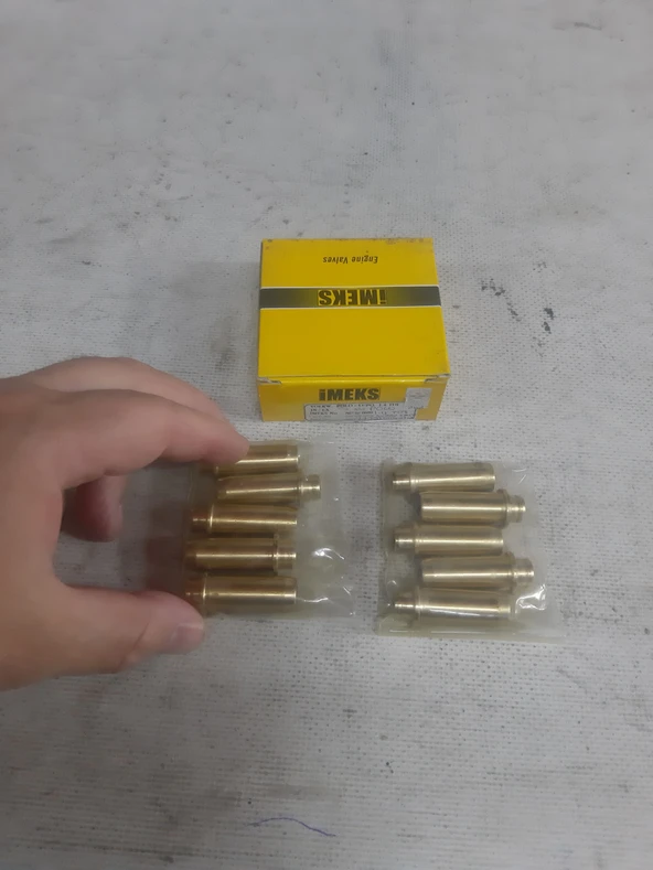 takım fiyatıdır 10 adet Volkswagen Motor Subap Gayd Takımı Kayıt Takım  uyduğu modeller Ürün Açıklaması Aşağıda No:028109601B İMEKS No 4242 ürün görseli 1