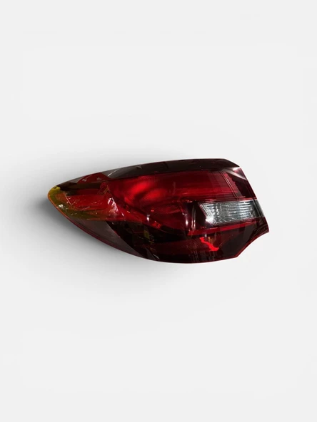 DEPO OPEL ASTRA J NB SEDAN SOL ARKA DIŞ STOP LAMBASI 2010-2021 ürün görseli 1