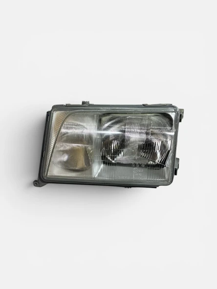 DEPO MERCEDES BENZ W124 E200 E SERİSİ SOL ÖN FAR LAMBASI 1993-1995 ürün görseli 1