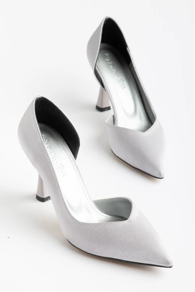 Büyük Beden Kadın İnce Topuklu Stiletto Gümüş Gri Parlak Saten Yan Açık ürün görseli 1