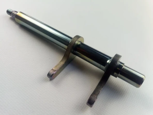 4143139260 Mobis Kia Sportage Debriyaj Çatal Mili 2004-10 ürün görseli 1