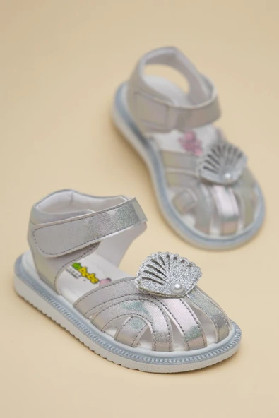 Şirinbebe Ortopedik Kız Bebek Sandalet Gümüş Yelpaze Detaylı Önü Kapalı ürün görseli 1
