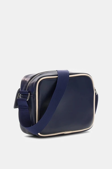 Guess Hoshi Kadın Aktif Çapraz Askılı Çanta - Resim 2