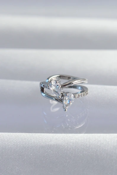 Pirinç Gümüş Renk Zirkon Taşlı Damla Earcuff Küpe ürün görseli 1