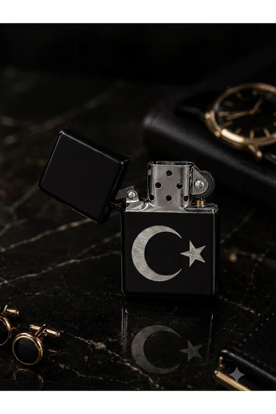Türkün Simgesi Ay Yıldız Bayrak Temalı Benzinli Metal Çakmak Premium Hediye Dolu Gönderim ürün görseli 1
