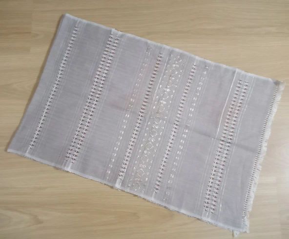 BEJ RENKLİ NAKIŞLI RUNNER,SEHPA ÖRTÜSÜ  45x138cm ürün görseli 1