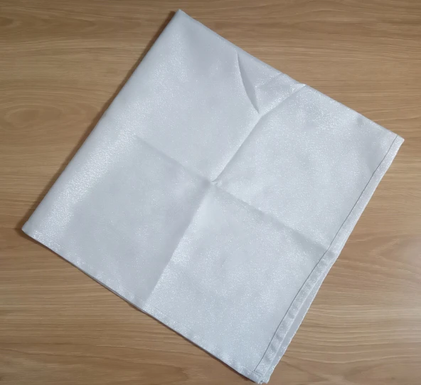 EL İŞİ SATEN MASA ÖRTÜSÜ,SEHPA ÖRTÜSÜ BEYAZ RENKLİ 84x86cm ürün görseli 1