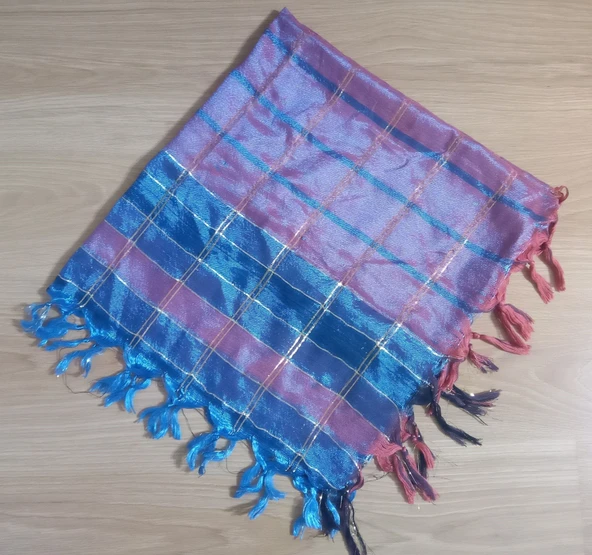 EL İŞİ SATEN MASA ÖRTÜSÜ,SEHPA ÖRTÜSÜ KENARI PÜSKÜLLÜ 82x86cm ürün görseli 1