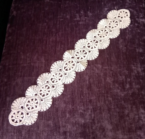 EL İŞİ DANTEL TIĞ İŞİ BEJ KENAR DANTEL 52x9cm ürün görseli 1