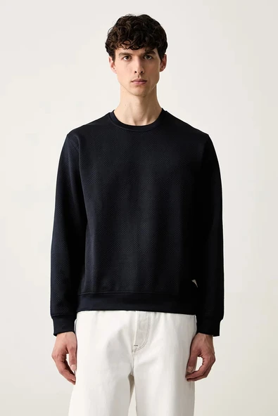 Guess Jacqu Erkek Sweatshirt ürün görseli 1