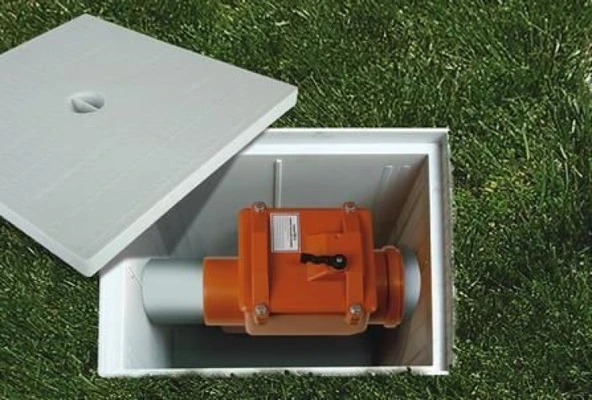 Pvc Pissu Atıksu Çekvalfi 150 Mm Kilitli ürün görseli 1
