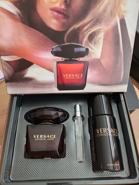 Versace Crystal Noir ürün görseli 1