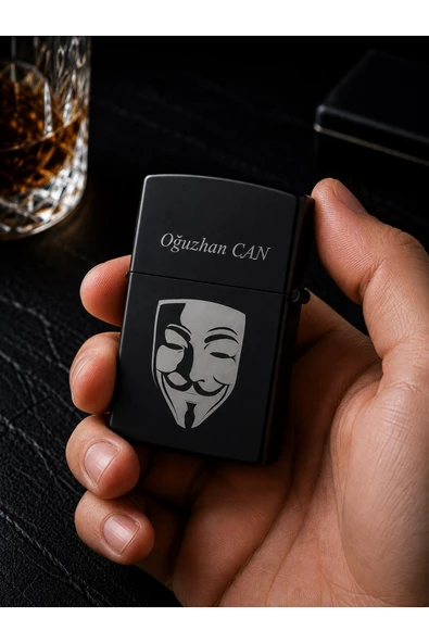 İsime Kişiye Özel V for Vendetta Temalı Benzinli Çakmak Premium Hediye Dolu Gönderim ürün görseli 1