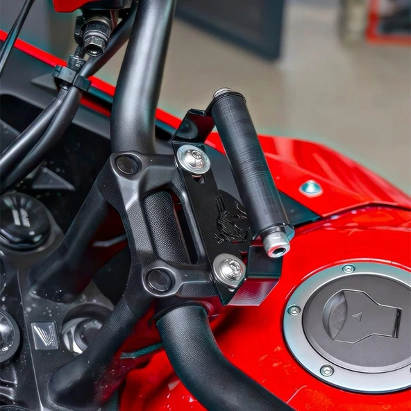 Moto Üçel Honda Nx 500 ve Honda Pcx (2021-2024) Uyumlu Telefon Tutucu ürün görseli 1