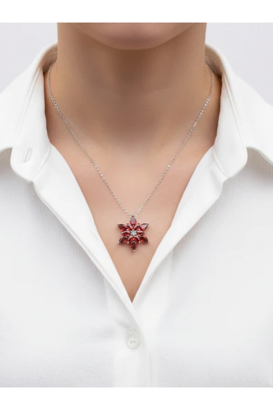 925 Ayar Gümüş Lotus Çiçeği Garnet Taşlı Kolye ürün görseli 1