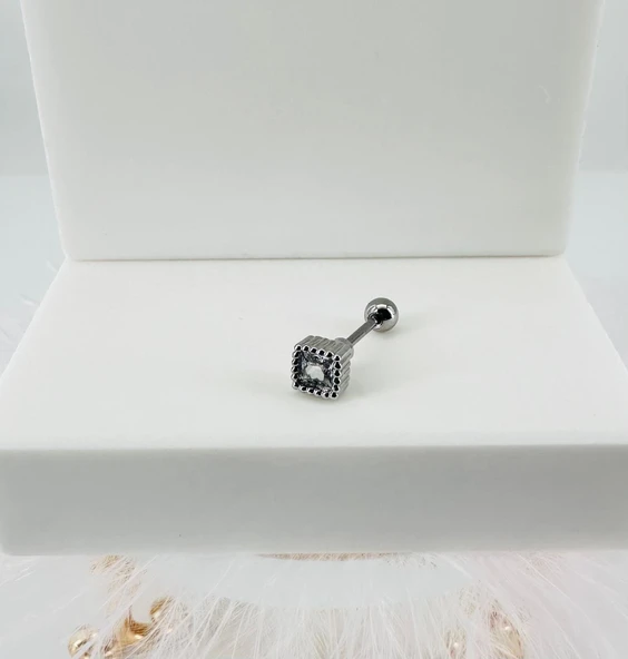 Rodyum Zirkon Taşlı Uç Kısmı : Pirinç Kıkırdak Bar Uzunluğu : 6 Mm / Bar Kalınlığı 0.8 Mm / Top Boyu 3 Mm - Pt0015 ürün görseli 1