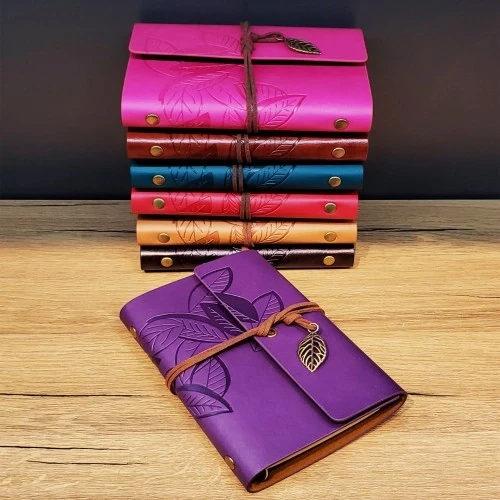 Yaprak Desenli Deri Defter - Resim 3