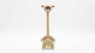El Yapımı Amigurumi Sid Karakteri Uzun Boyunlu Çok Amaçlı Süs -%100 Pamuk Örgü Araba Dikiz Aynası Askısı, Direksiyon Aksesuarı Çanta Dekoru ürün görseli 1