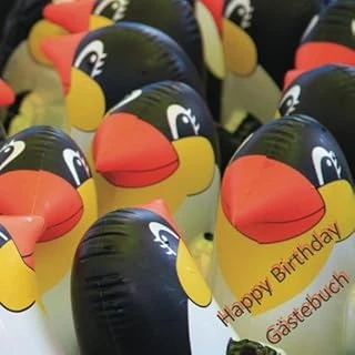 Happy Birthday - Geburtstags Gästebuch - Pinguine: Damit Kein Gast Je Vergessen Wird - Für 50 Gäste ürün görseli 1