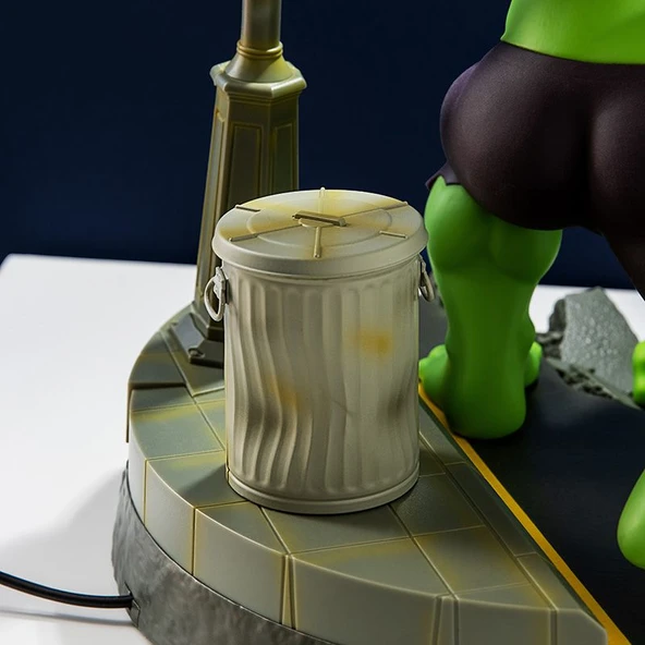 Paladone Marvel - Hulk Diorama Masa Lambası - Resim 5