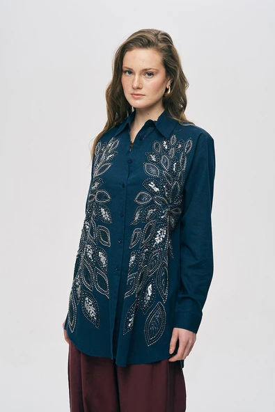 Orfeo Negro Kadın Önü Desenli Pul Ve Boncuk İşlemeli Oversize Gömlek 34766 ürün görseli 1