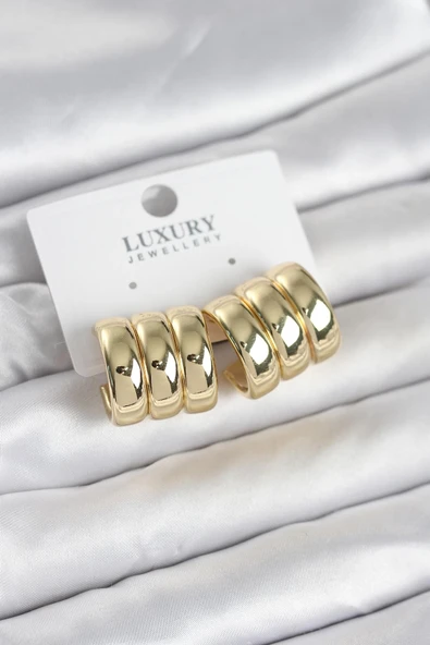 Pirinç Gold Renk Üçlü Görünüm Kadın Küpe ürün görseli 1
