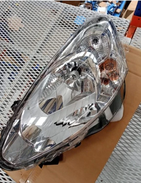 FAR LAMBA PEUGEOT PARTNER 1.6 BLUEHDİ 12- MOTORLU SOL HC-PTN-01L 6208K4 ürün görseli 1