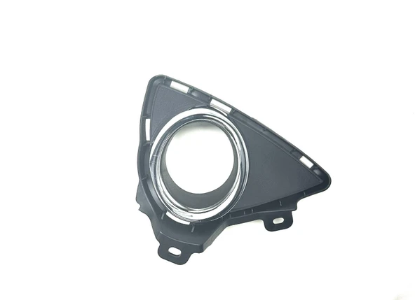 TOYOTA AURIS SAĞ ÖN SİS ÇERÇEVE KROMLU 2013-2015 81481-02290-ITQ ürün görseli 1