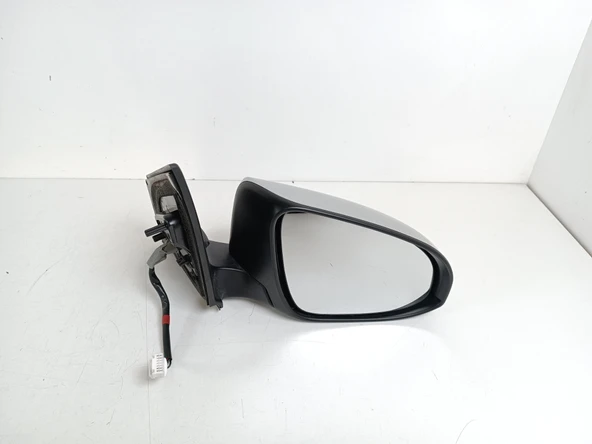 TOYOTA AURIS SAĞ AYNA ELEKTRİKLİ OTOMATİK SİNYALLİ 2013-2016 87910-02640-TAW ürün görseli 1
