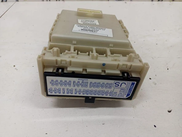 TOYOTA COROLLA SİGORTA KONTROL PANELİ 2007-2012 82730-02C90-ORJ ürün görseli 1
