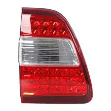 TOYOTA LAND CRUISER SAĞ BAGAJ STOP 1998-2002 81581-60140-CAP ürün görseli 1