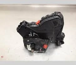 TOYOTA COROLLA SOL ARKA KAPI KİLİT 2007-2012 69040-02300-ORJ ürün görseli 1