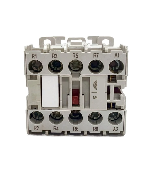 Endüstriyel Orijinal için UOUOBEAR AC Kontaktör MC1AA00AT AC220-240V ürün görseli 1