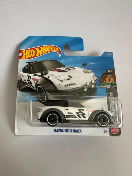 Hot Wheels Mazda MX-5 Miata ürün görseli 1
