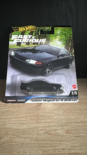 Hot Wheels Premium Nissan Skyline GT-R (BNR32) ürün görseli 1