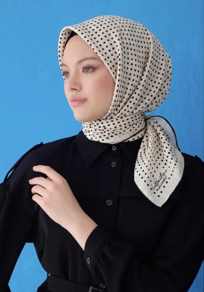 Yaz Serinliği Güz Eşarp - 90 x 90 -1284A ürün görseli 1