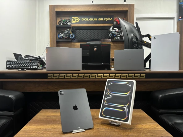 Apple iPad Pro M5 Wi-Fi 256 GB 11" MDWK4TU/A Uzay Siyahı Tablet (İKİNCİ EL) ürün görseli 1