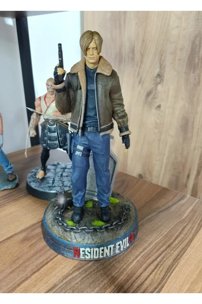 TuransoyCraft Resident Evil 4 Leon Figür Resident Evil 4 Leon Scott Kennedy Büyük Boy 25CM ürün görseli 1