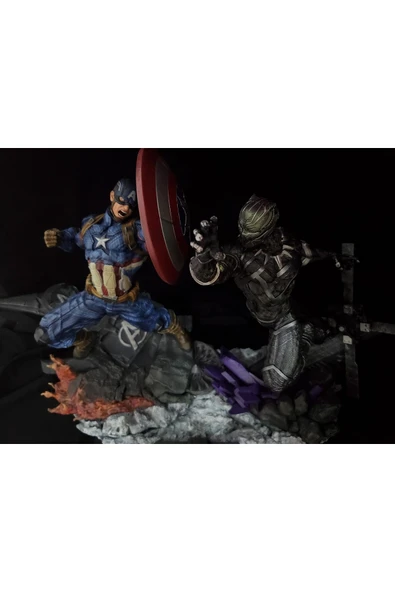 TuransoyCraft Kaptan Amerika vs Black Panter Obje Black Panther vs Captain America Figür Büyük Boy ürün görseli 1