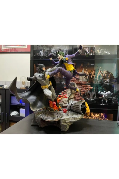TuransoyCraft Batman vs Joker Savaşı Figür DC Batman ve Joker Kavgası Obje 25CM Büyük Boy ürün görseli 1