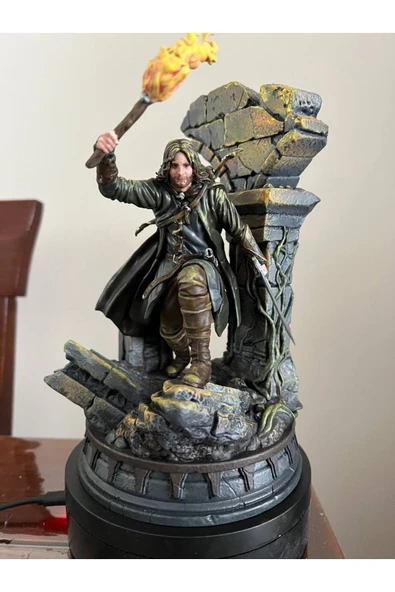 TuransoyCraft Aragorn Ölüler Yolu'nda Yüzüklerin Efendisi Lotr 20 Cm Boyalı Figür (büyük Boy) ürün görseli 1