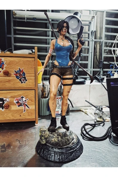 TuransoyCraft Lara Croft Tomb Rider Boyalı Figür 25 cm Dev Boy ürün görseli 1