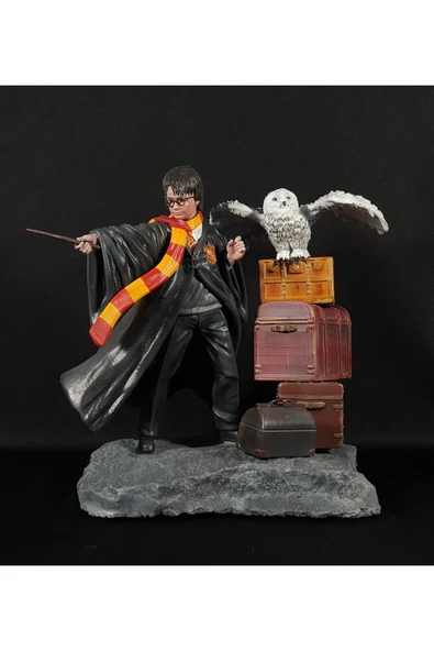 TuransoyCraft Harry Potter Hogwarts'da İlk Yıl Boyalı Figür 20 CM (BÜYÜK BOY) ürün görseli 1